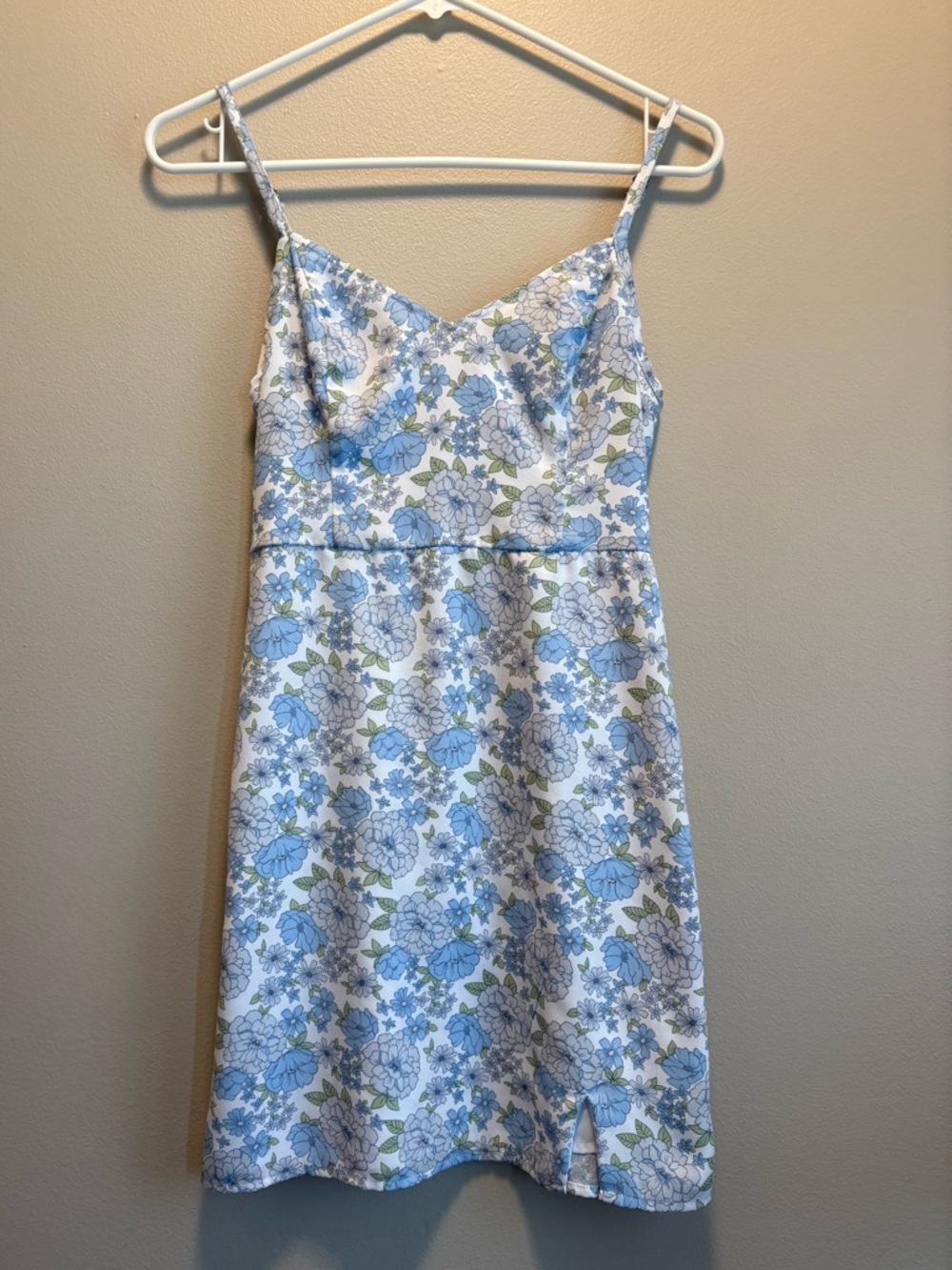 Hollister Blue Floral Mini Dress | Smocked Back | Size Small